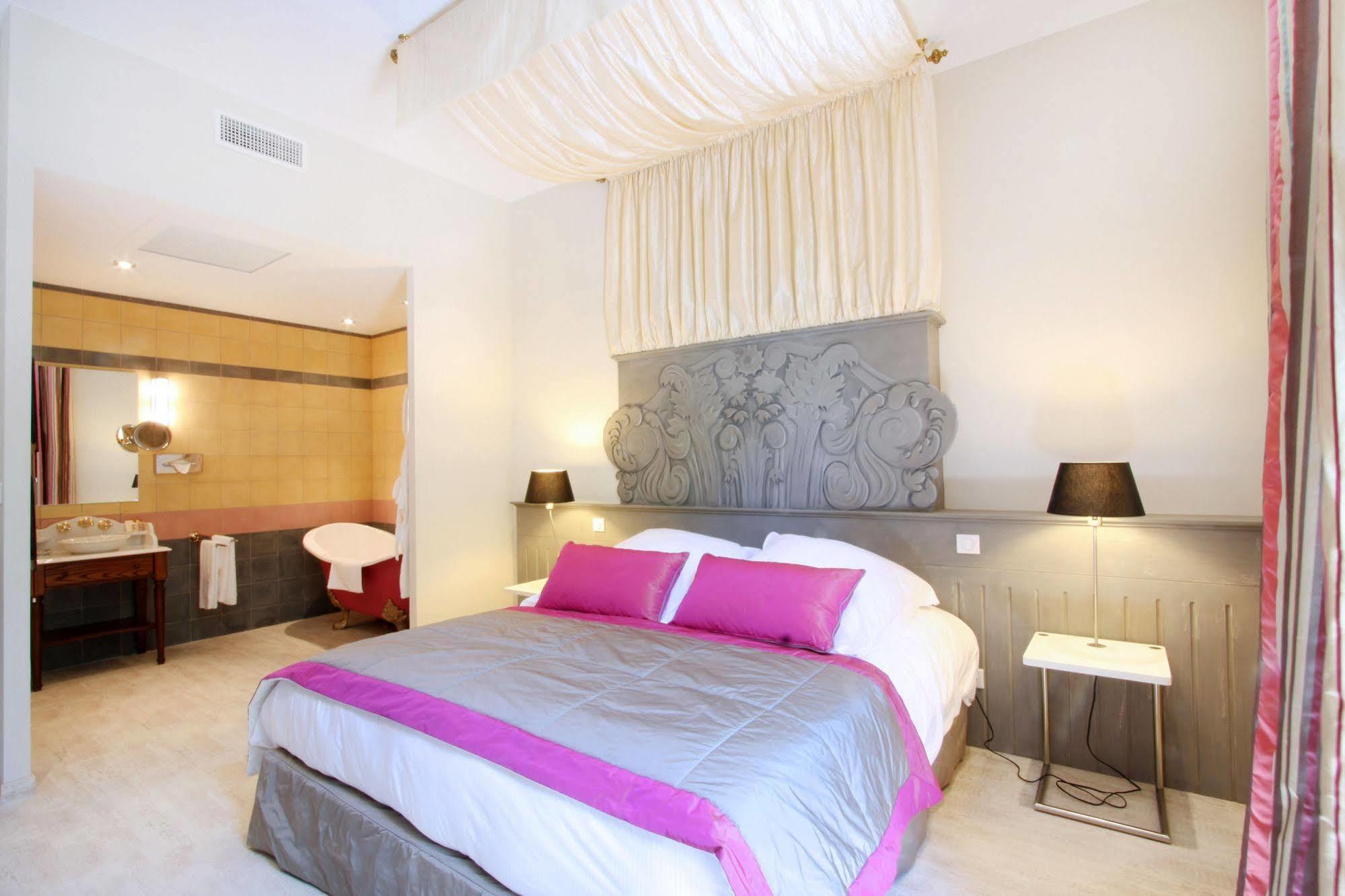 Hotel Les Deux Garcons Αιξ-αν-Προβάνς Εξωτερικό φωτογραφία
