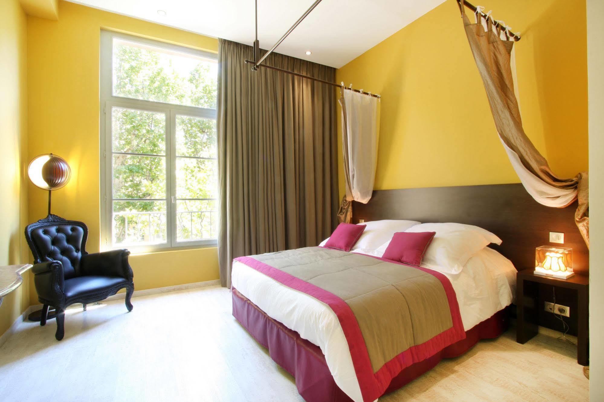 Hotel Les Deux Garcons Αιξ-αν-Προβάνς Εξωτερικό φωτογραφία